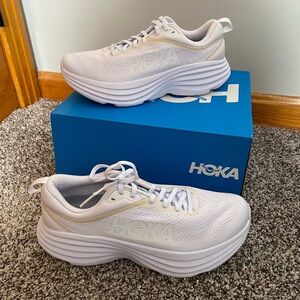 Hoka Bondi 8 NWT